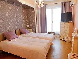 Apartment Palais D'orient Nice